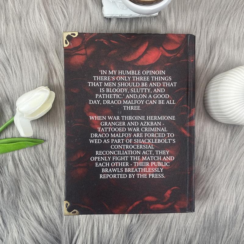 Bloody S. & Pathetic – Special Edition Cover 3 | Dark Fantasy Collector’s Book