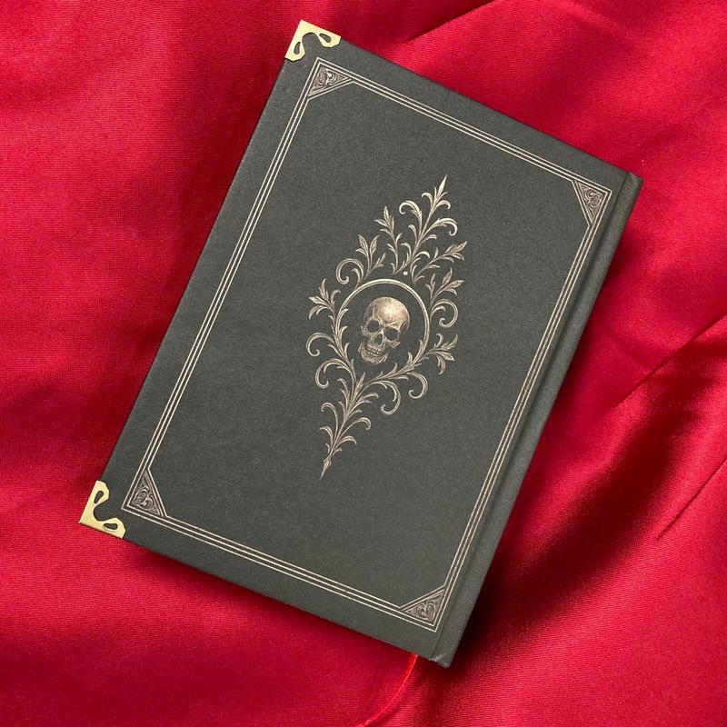 Manacled Special Edition 3in1 – Deluxe Fantasy Romance Collector’s Edition by Senlinyu | Intricate Skull Design & Embossed Decorative Cover